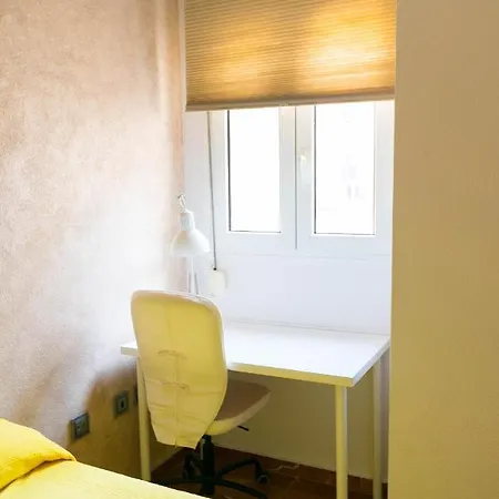 Apartamento Plaza De Por La Paz, 5 Alojamiento *