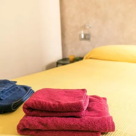 Plaza De Por La Paz, 5 Alojamiento Apartamento *